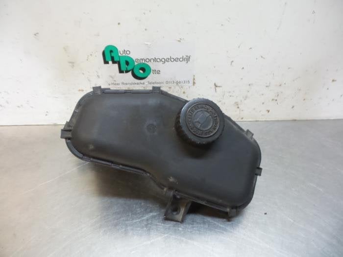 Stuurbekrachtiging Olie Reservoir van een Citroen Berlingo (, Auto-onderdelen, Overige Auto-onderdelen, Citroën, Gebruikt, 3 maanden garantie