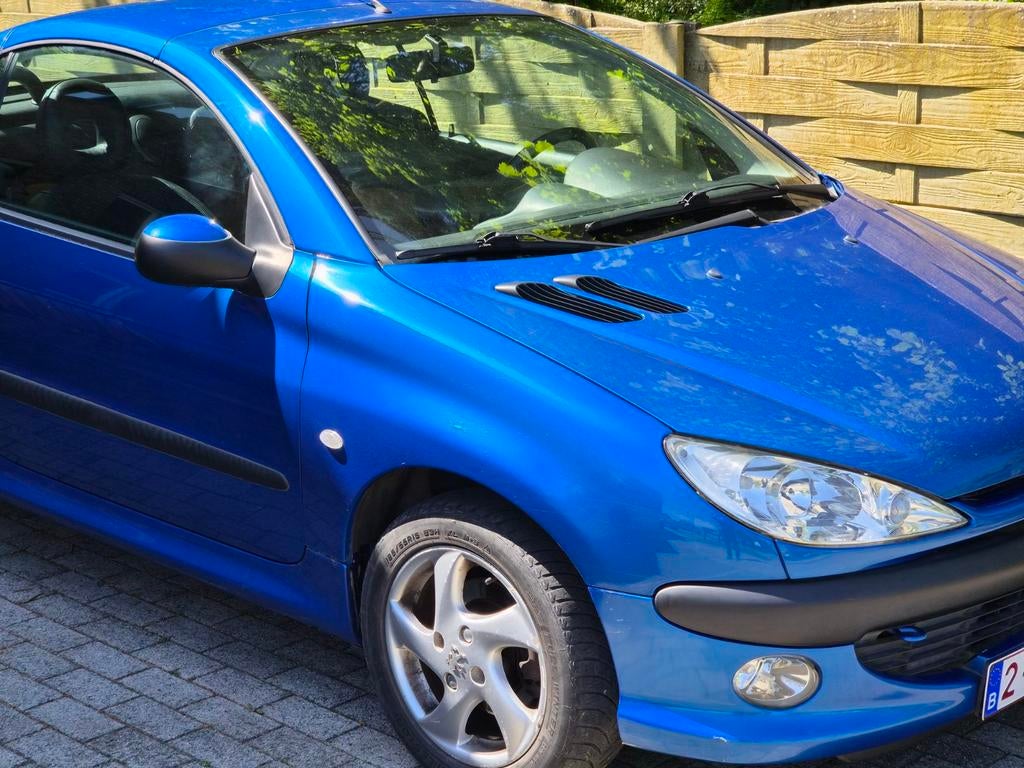 2005 Peugeot 206 CC 1.6i Met 123.799dkm Met keuring!, Autos, Cuir, Achat, Cabriolet, Boîte manuelle