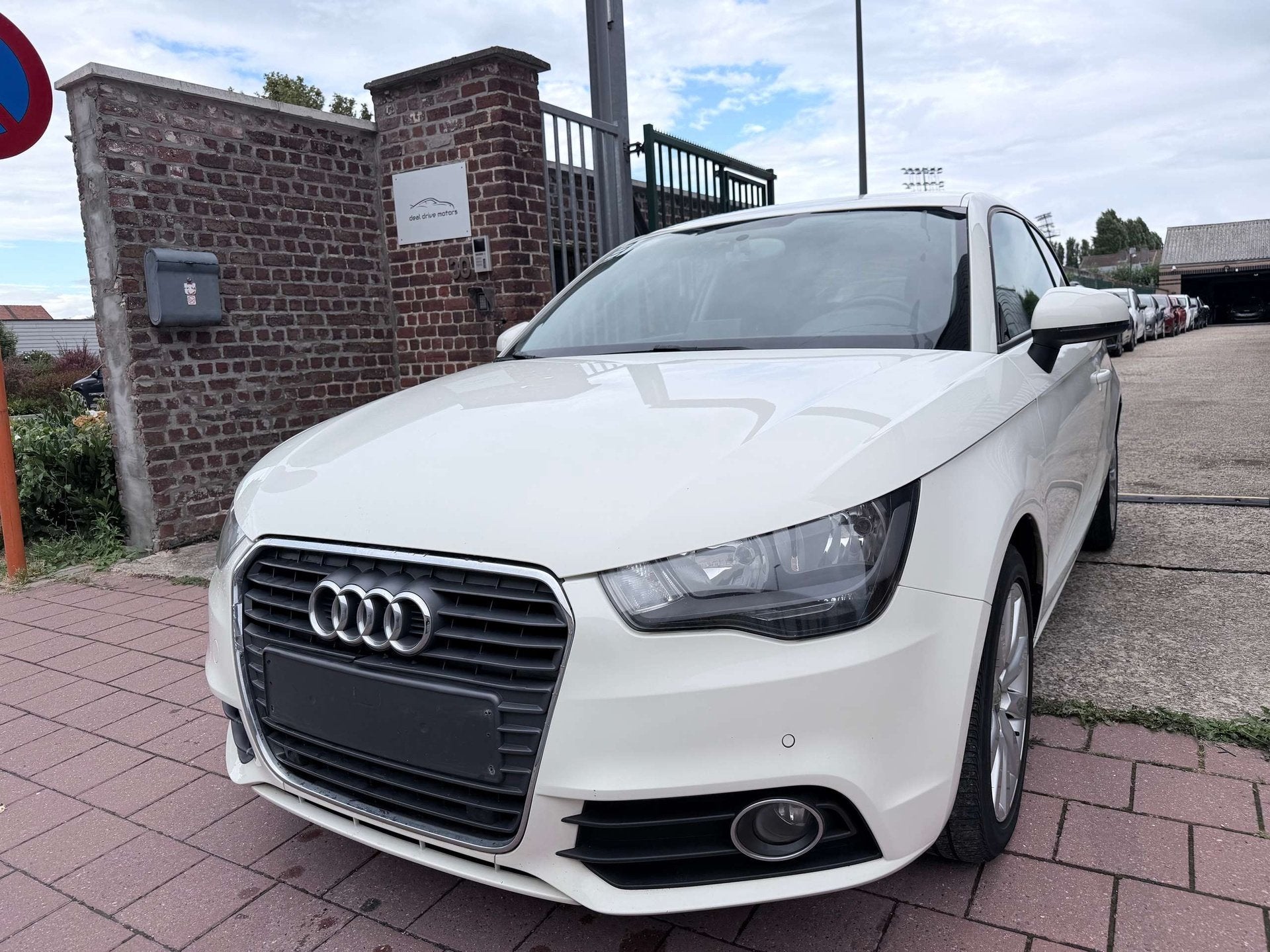 Audi A1 1.2 TFSI EDITION AMBITION | Navi| Airco | Zetel verw, Auto's, Stof, 4 cilinders, Wit, Bedrijf