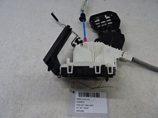 PORTIERSLOT RECHTS ACHTER CLA (117.3) (A0997305600), Auto-onderdelen, Carrosserie, Mercedes-Benz, Achter, Rechts, Gebruikt