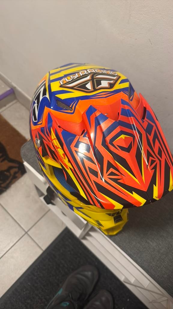 Bmx helm fly racing medium, Ophalen