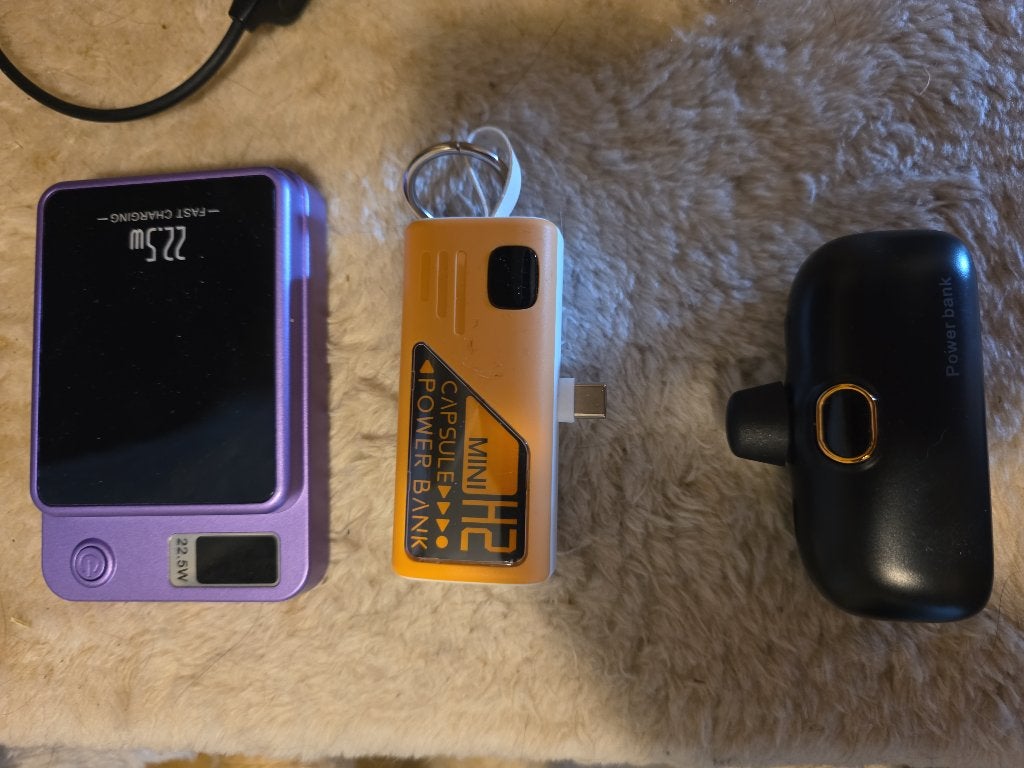 Chargeur / Power Bank ( 10.000mAh / 5.000mAh ), Télécoms, Téléphonie mobile | Batteries, Enlèvement, Comme neuf