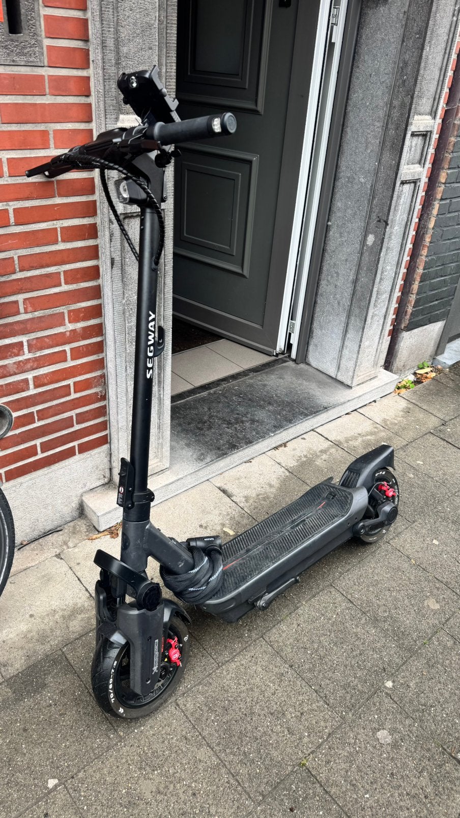 Custom Ninebot segway max g3 met GARANTIE, Fietsen en Brommers, Steps, Ophalen, Zo goed als nieuw, Elektrische step (E-scooter)
