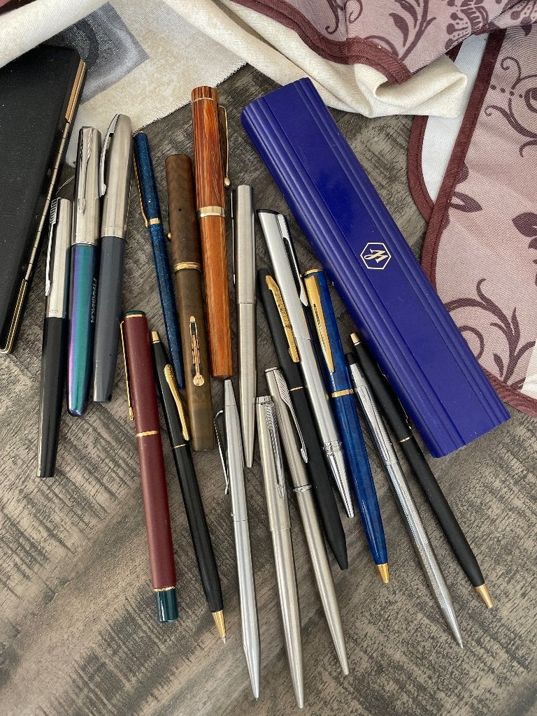 Stylo et plume., Collections, Stylos, Enlèvement, Stylo, Cross