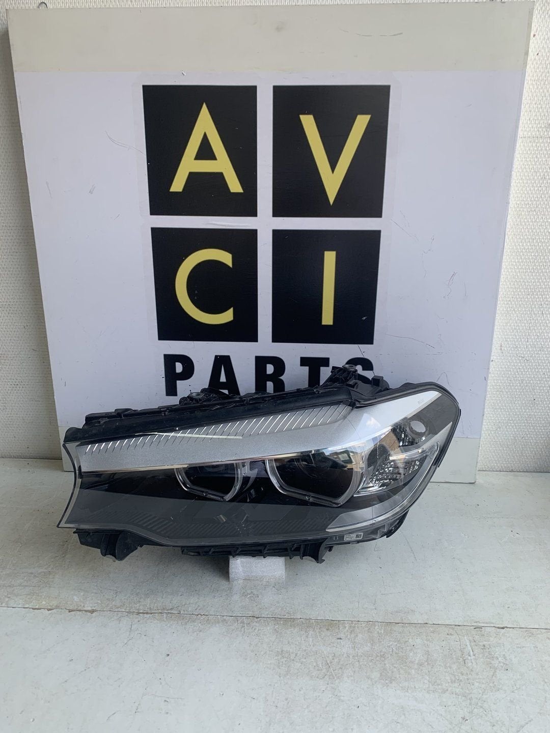 KOPLAMP BMW 5 SERIE G30 G31 VOLL LED 7439183-04, Gebruikt, -, -, Ophalen of Verzenden
