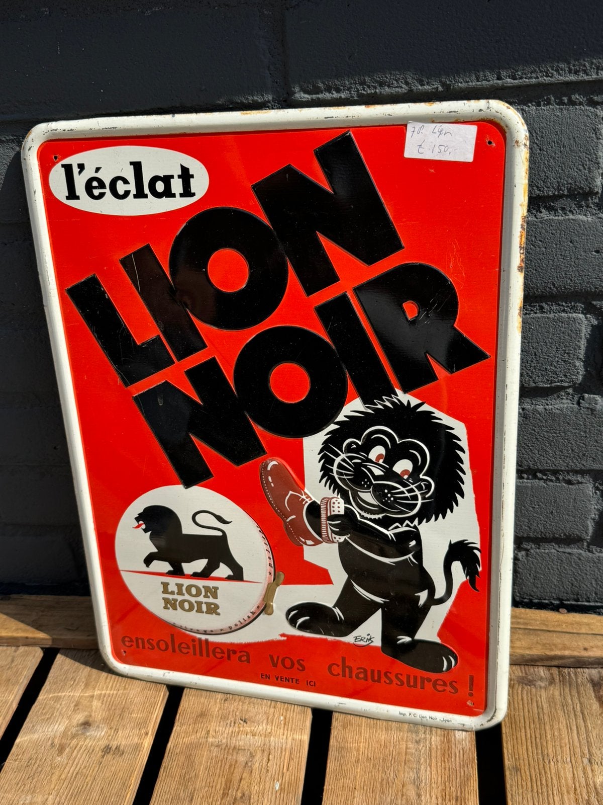 Ancien panneau publicitaire pour cirage  Lion Noir, Enlèvement ou Envoi, Utilisé, Panneau publicitaire