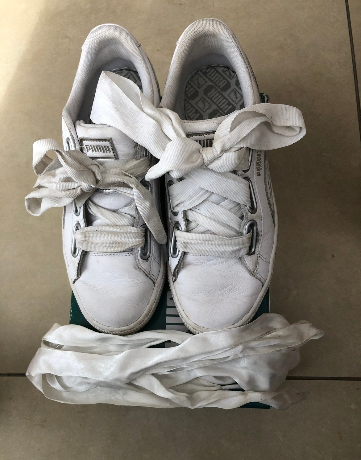 Puma maat 39, Wit, Ophalen of Verzenden, Sneakers, Gedragen