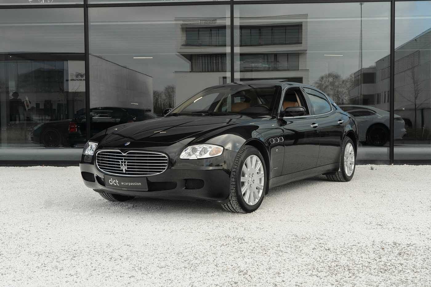Maserati Quattroporte 4.2i V8 *First Owner* Sunroof, Cuir, Euro 5, 4 portes, 2065 kg