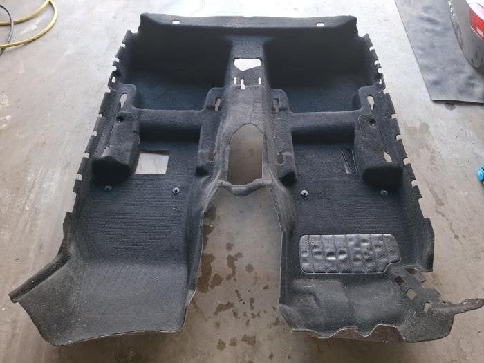 Revêtement sol d'un Volkswagen T-Roc, Volkswagen, -, 3 mois de garantie, Utilisé