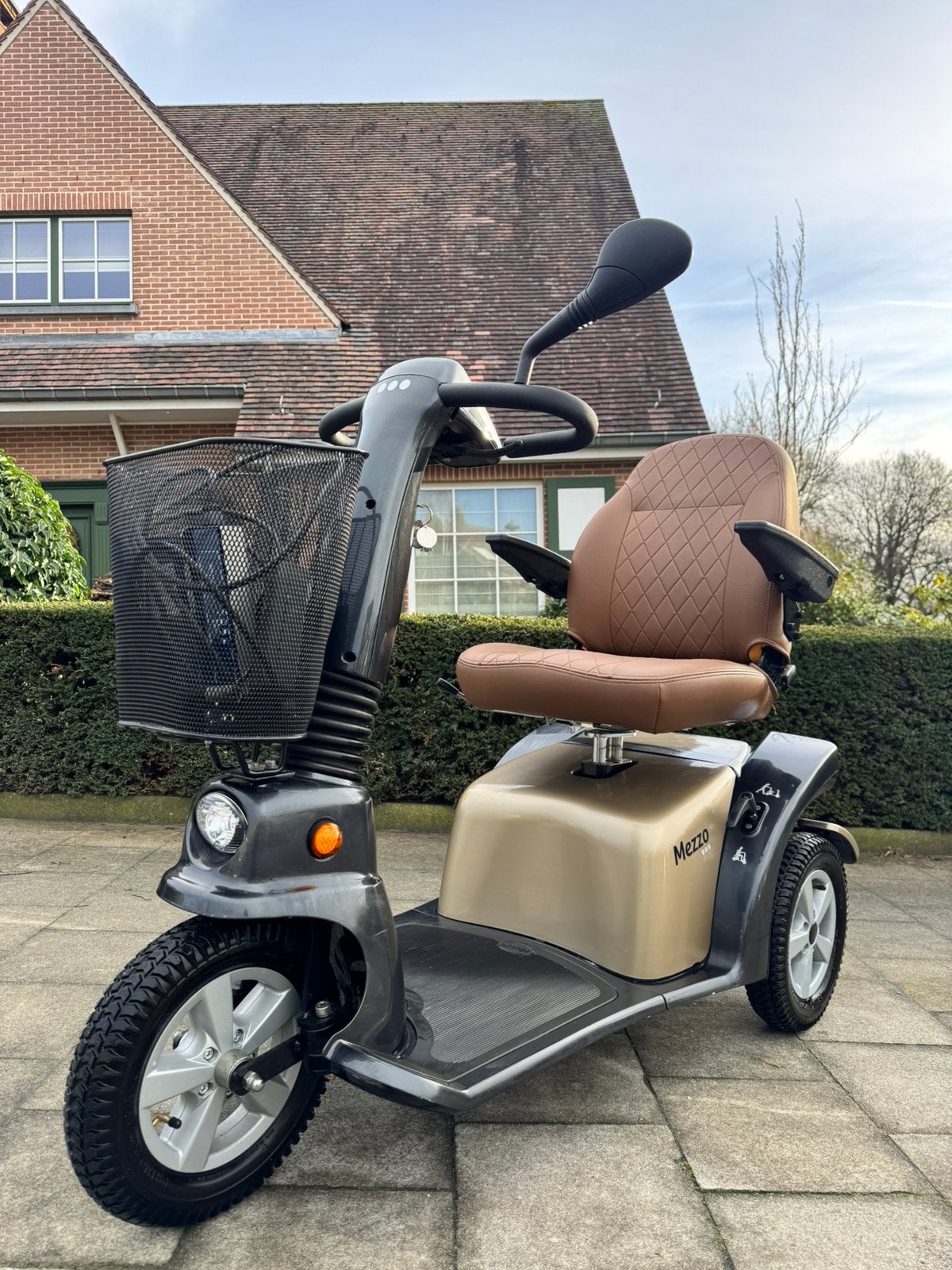 Life & Mobility Mezzo Elegance Prachtig Invalide Scootmobiel, Ophalen of Verzenden, Inklapbaar, Zo goed als nieuw, Elektrische rolstoel