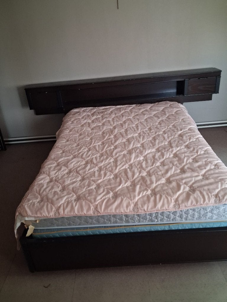 Lit double, Matelas, 140 cm, Enlèvement, Utilisé