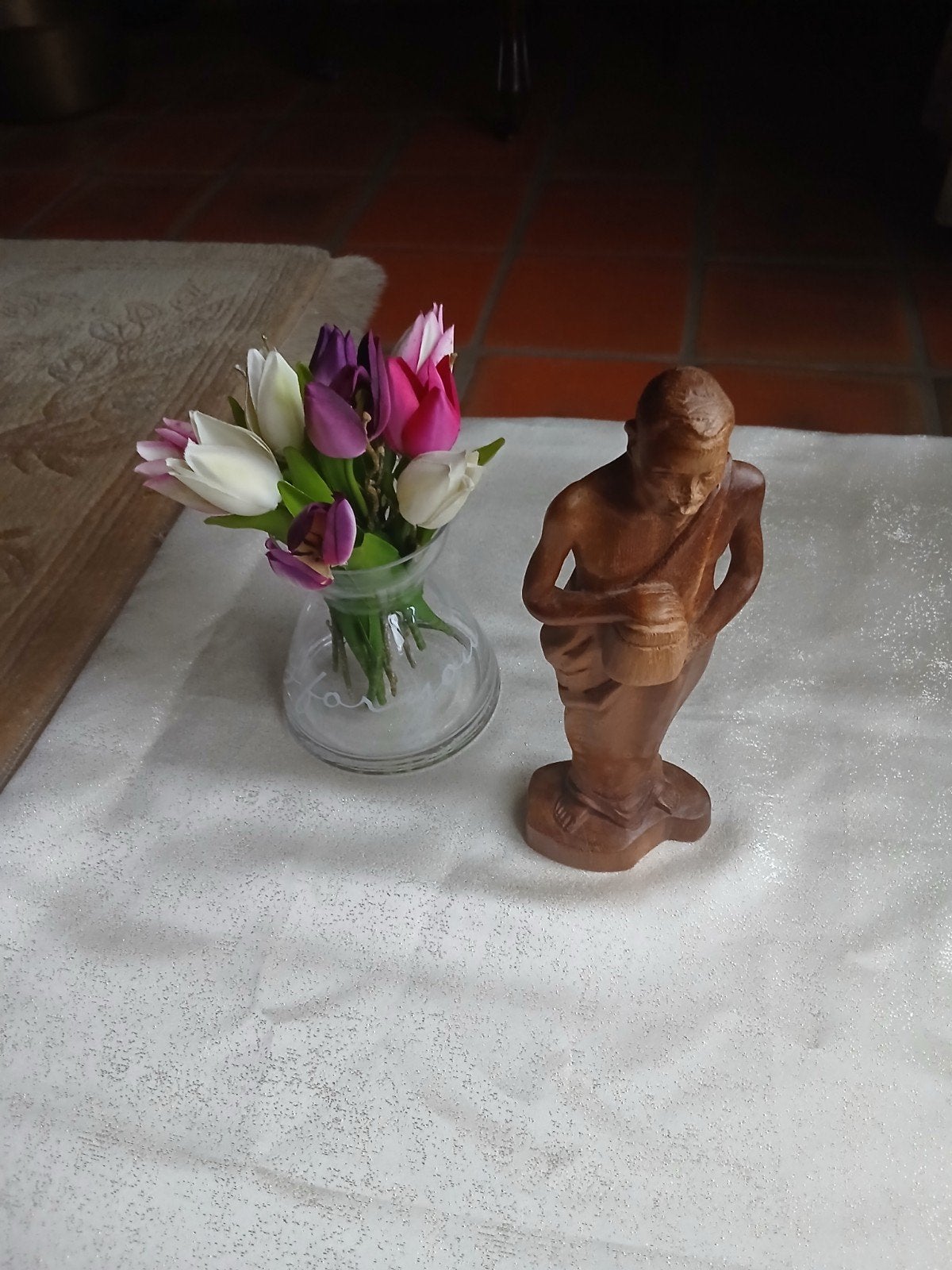 Houten beeld – handgesneden vrouwenfiguur, Antiquités & Art, Art | Sculptures & Bois, Enlèvement ou Envoi, Statue