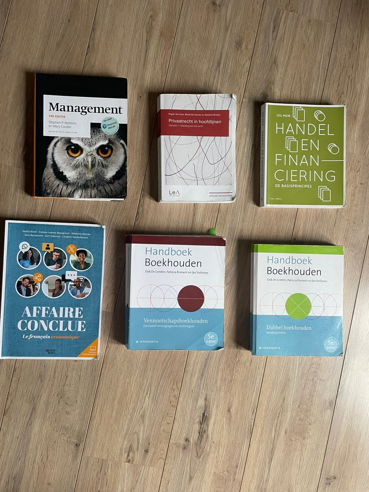 Handelswetenschappen ugent 1ste jaarsboeken, Livres, Enlèvement, Comme neuf, Autres niveaux, Économie