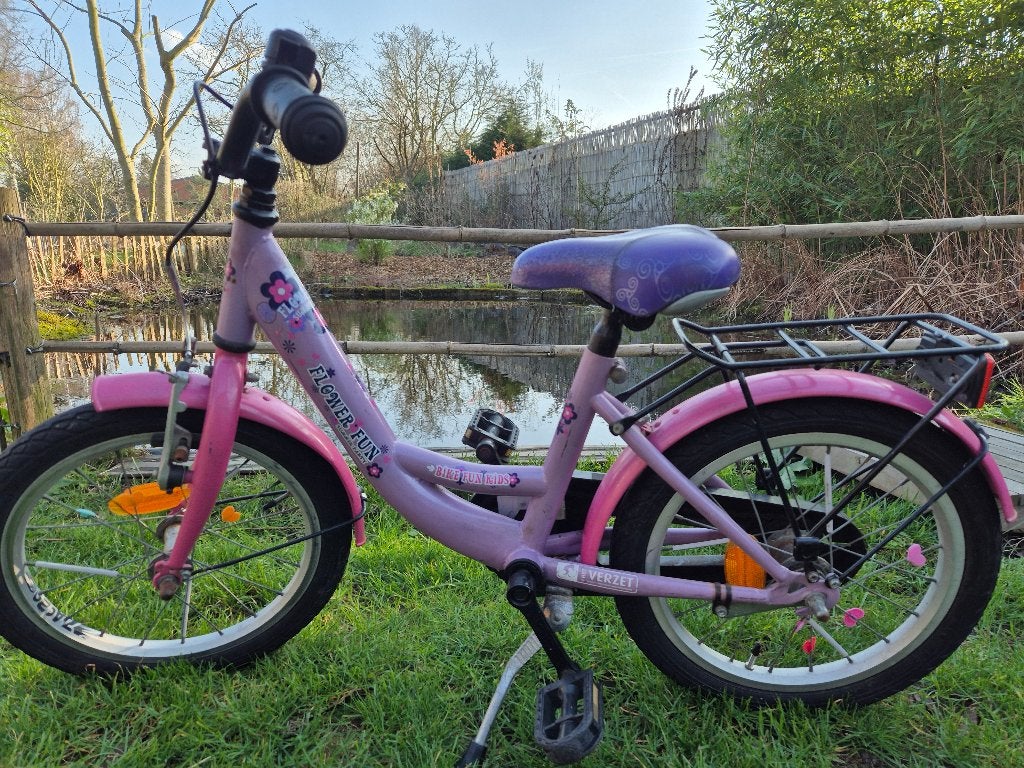 Meisjesfiets 5 tot 6jaar merk Bikefun, Ophalen, Terugtraprem