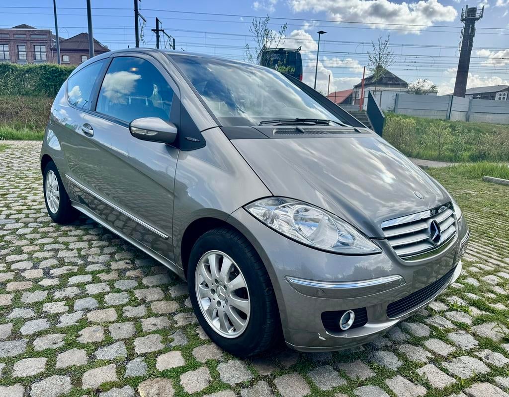 Mercedes A-Klasse 150 ELEGANCE 81000 km Automaat, Auto's, Automaat, Parkeersensor, Bedrijf, 1500 cc