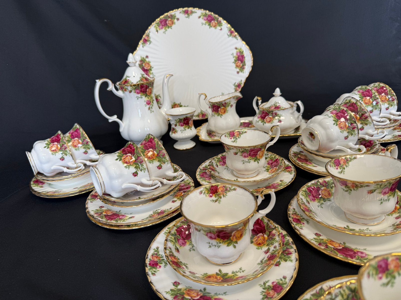 Royal Albert koffie servies old country roses, Ophalen of Verzenden
