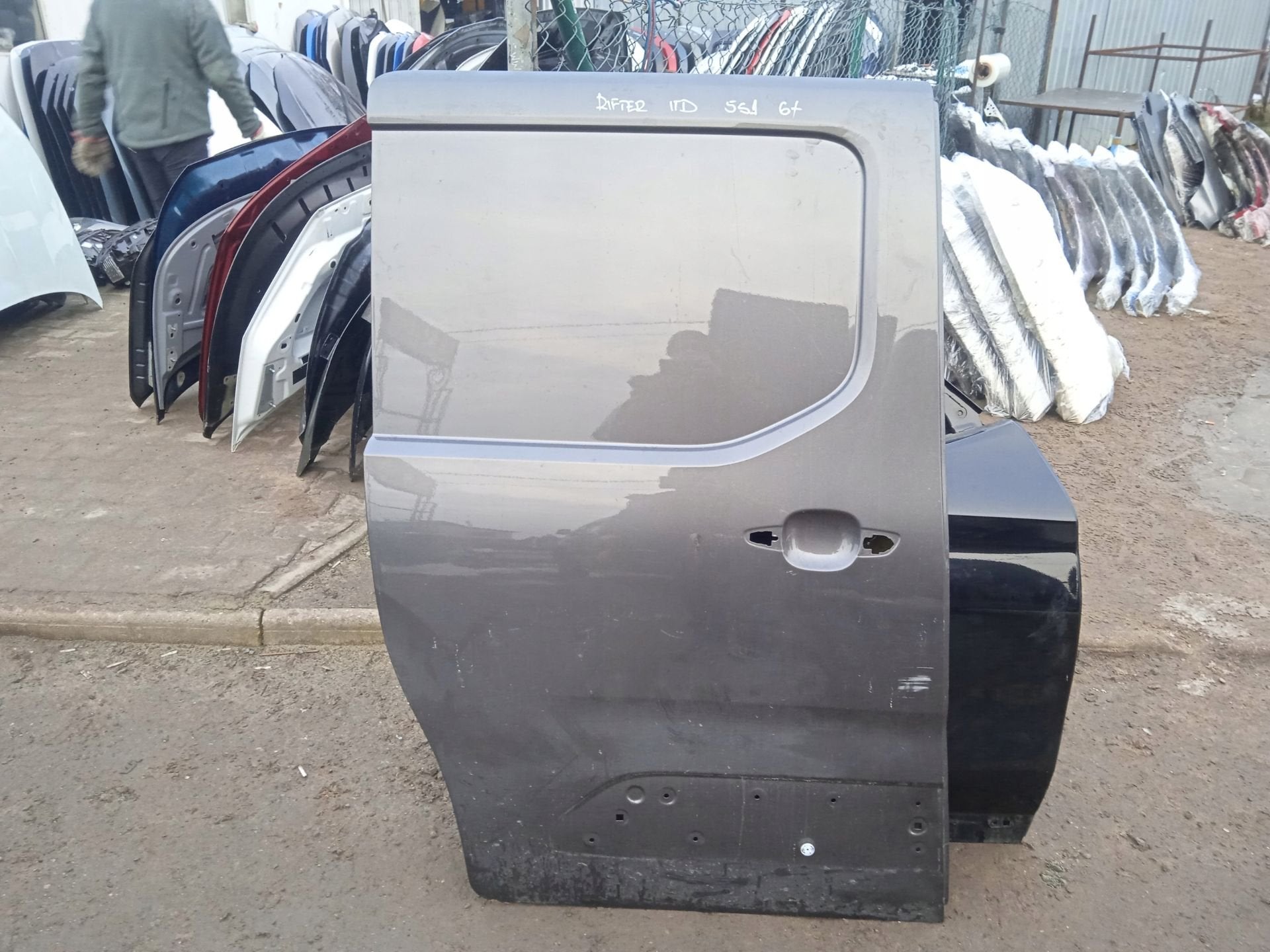 Rifter Berlingo Combo Portier Rechts, Gebruikt, Citroën, Taurusavenue 1
2132 LS  Hoofddorp, NL, Privacyrights-citroen@mpsa.com