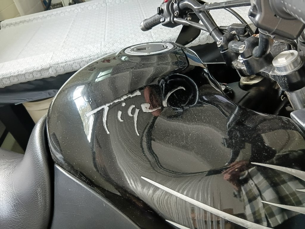 Tiger 885i, Motoren, Sportuitlaat, Gebruikt, Particulier, Meer dan 35 kW