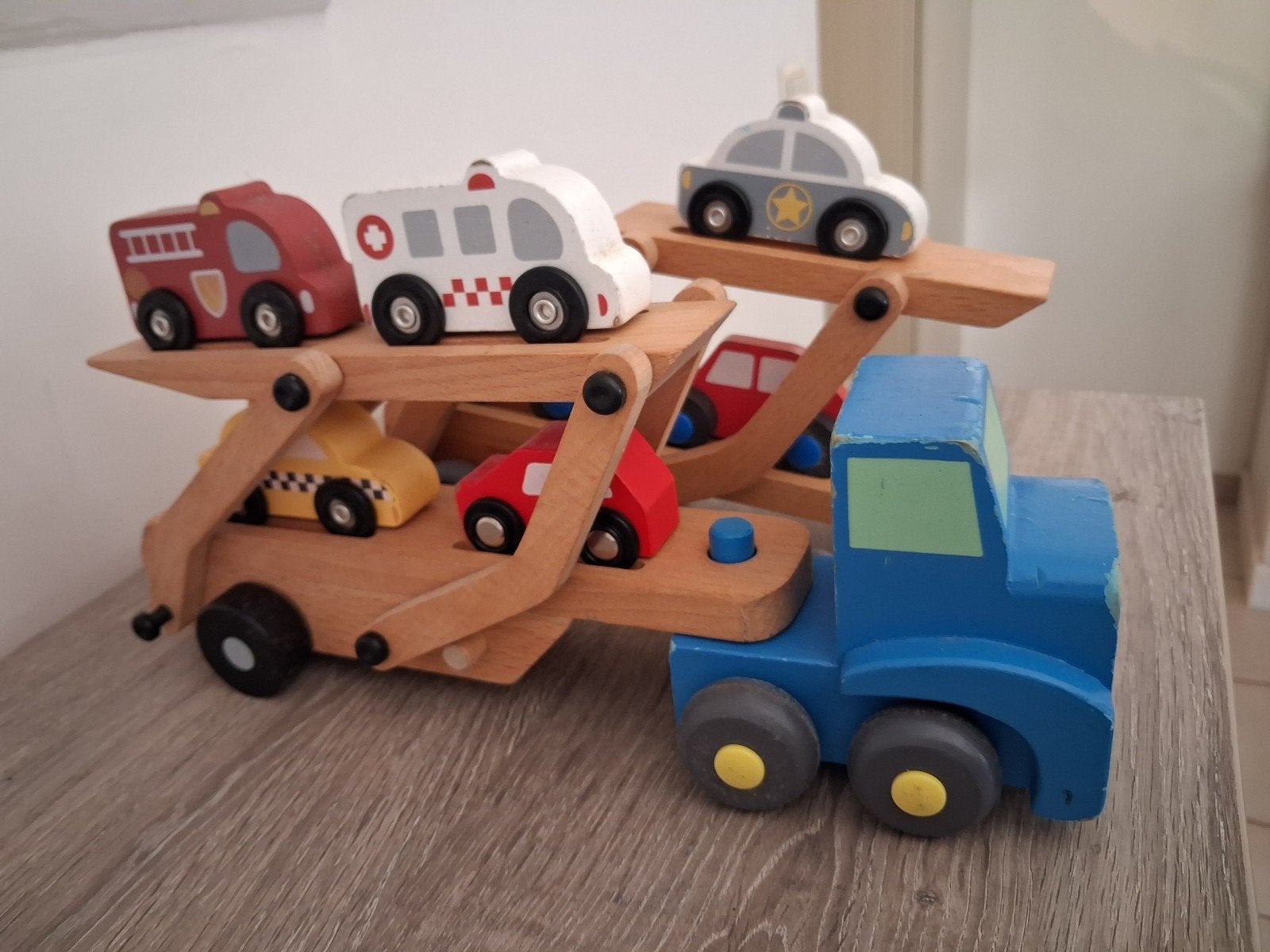 Houten vrachtwagen met oplegger, Ophalen, Gebruikt