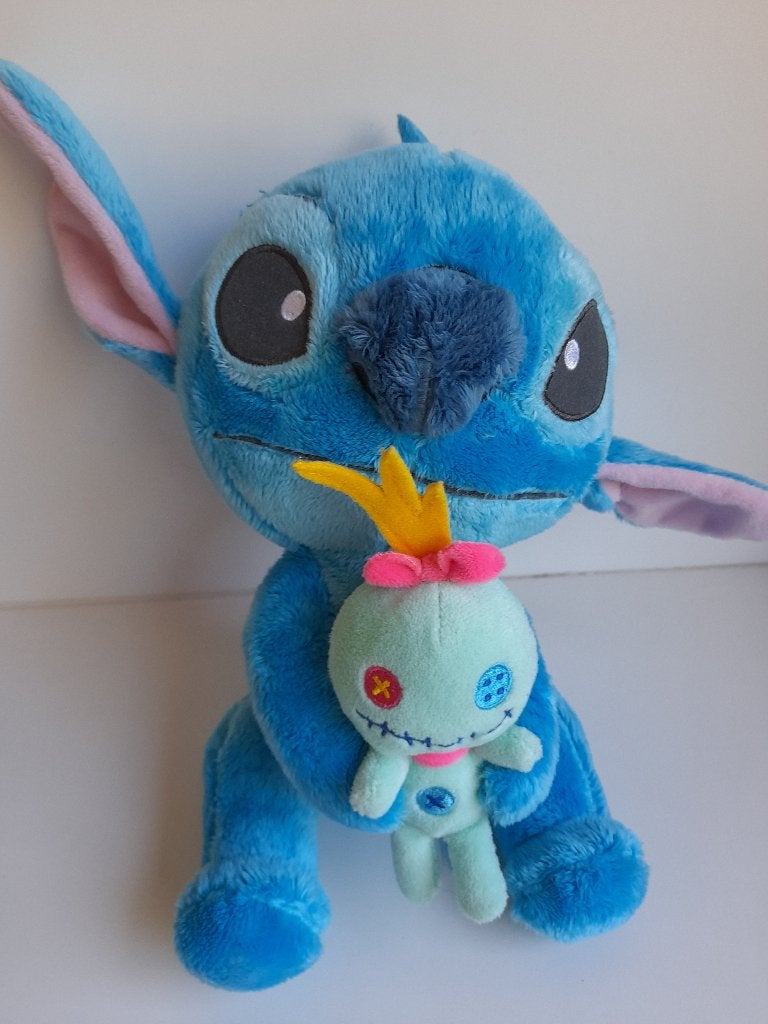 Stitch: knuffels, drinkbeker, sleutelhangers en tas, Verzamelen, Ophalen of Verzenden, Knuffel