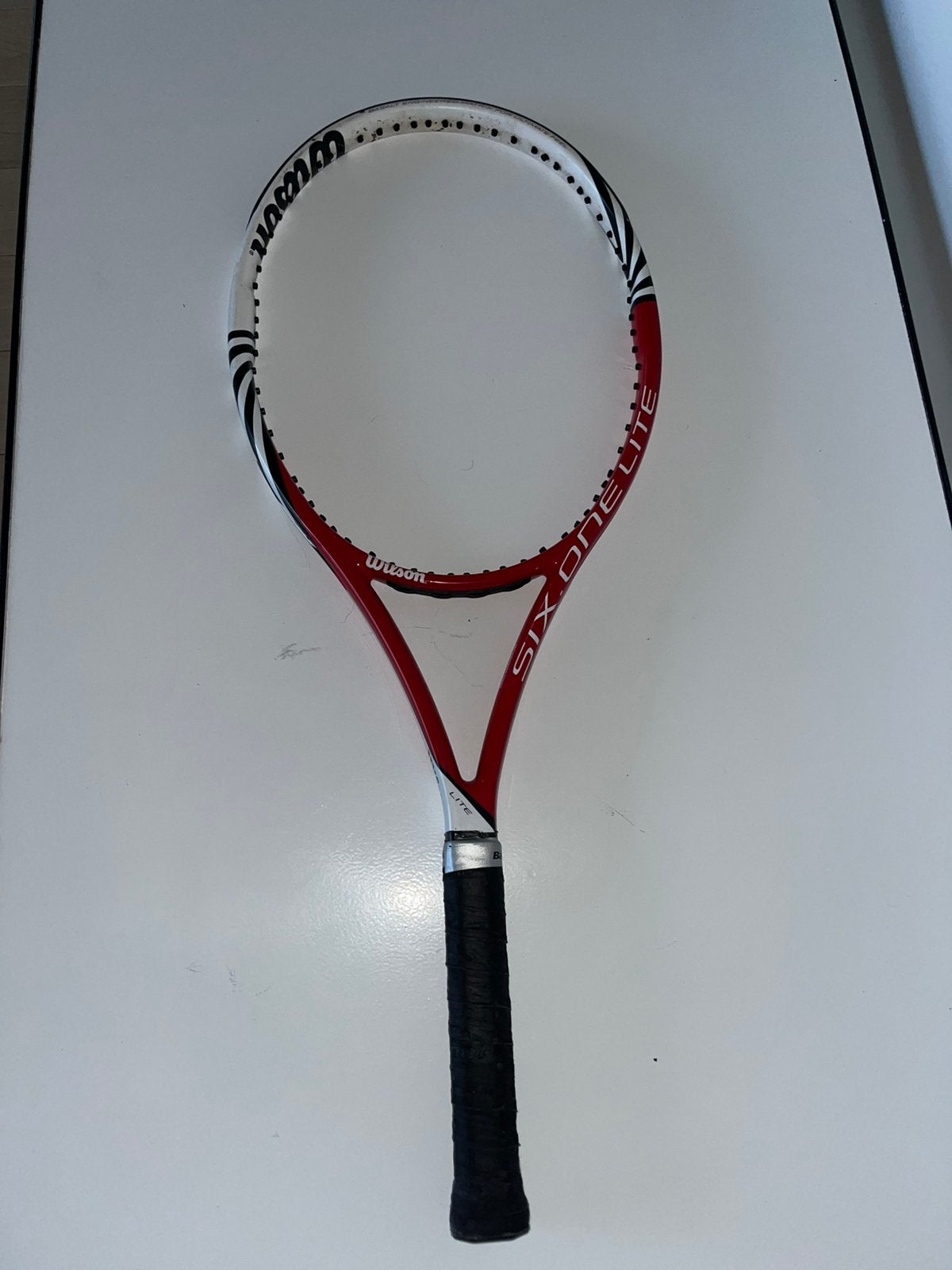 Raquette de tennis Wilson Six one Lite, Sports & Fitness, Enlèvement, Comme neuf, Raquette, Wilson