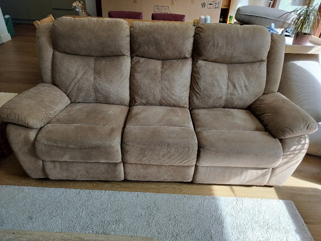 GRATIS! Elektrische Relax Sofa Zetel Driezit met Neksteun, Huis en Inrichting, Ophalen, Gebruikt, Driepersoons, Rechte bank