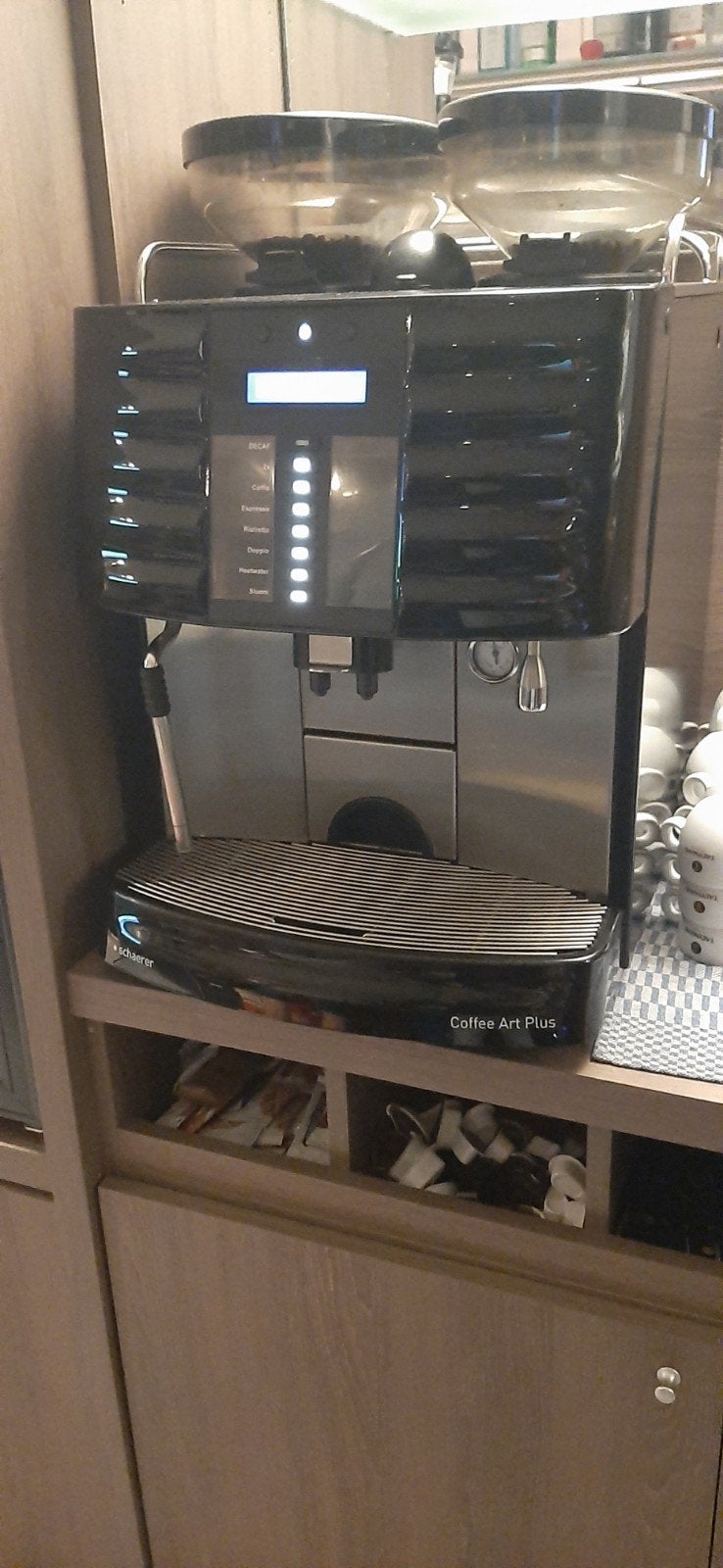 koffie apparaat in goede staat  nieuwprijs 12.400 euro ., Electroménager, Cafetières, Enlèvement