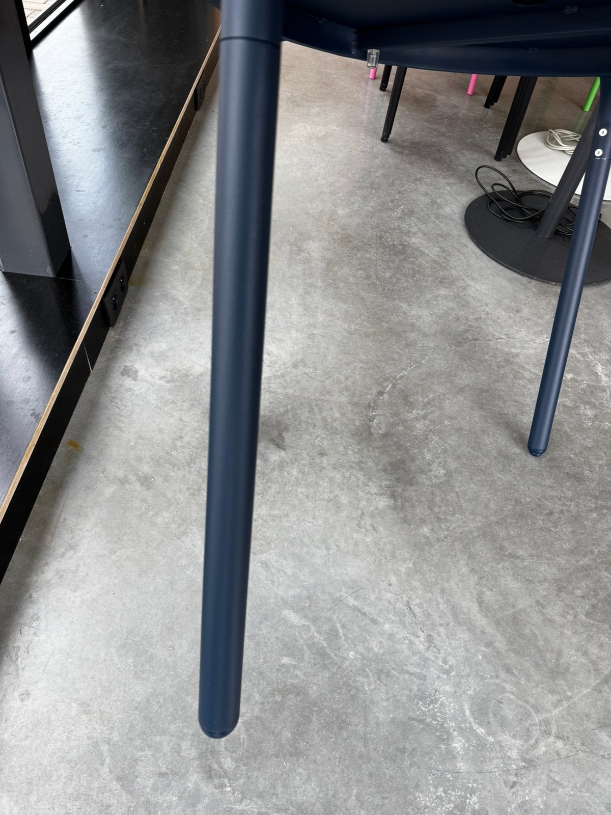 Tuintafel Bistreau Fatboy blauw, alu, opruiming toonzaal, Tuin en Terras, Ophalen, Zo goed als nieuw, Aluminium
