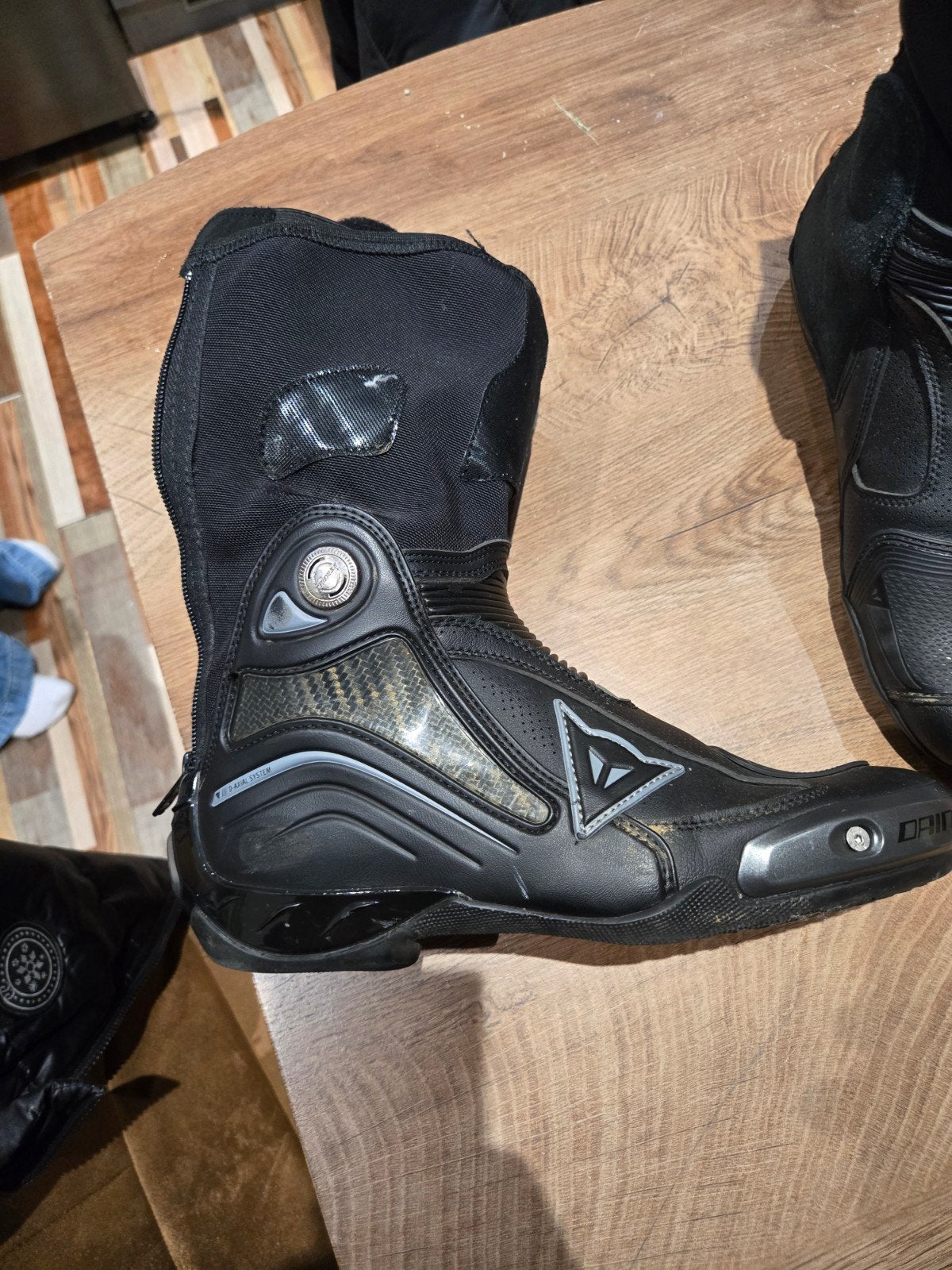 dainese axial d1 air size 42, Motoren, Kleding | Motorkleding, Ophalen of Verzenden