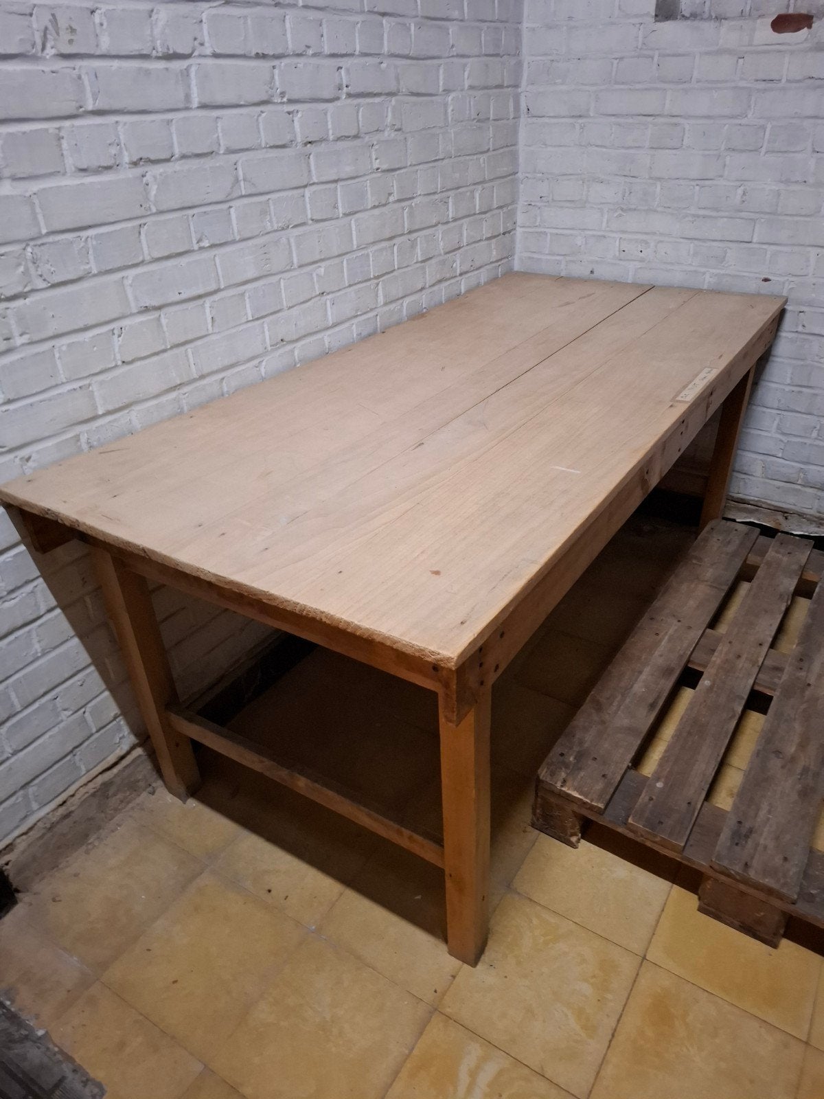 Grande table de travail artisanale en bois, Bricolage & Construction, Établis, Enlèvement, Inconnu, Inconnu, Inconnu