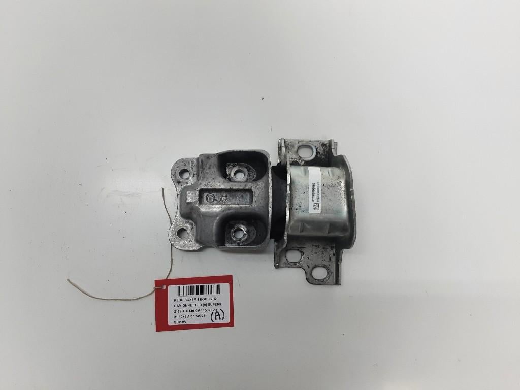 SUPPORT BOITE DE VITESSES Peugeot Boxer (U9) (01393896080), Autos : Pièces & Accessoires, Mevr. I. Hauben, Utilisé, Rue de l'Espoir 34 34
4030  GRIVEGNÉE, BE