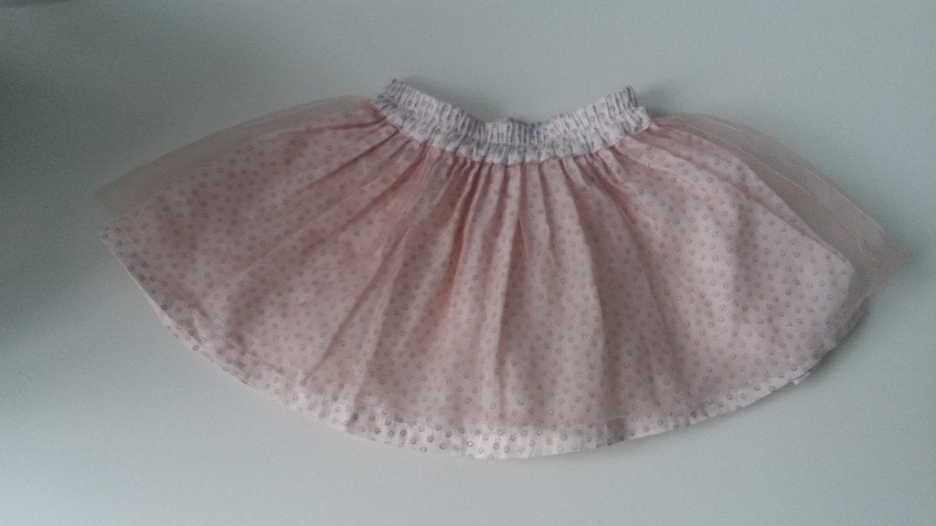 Jupe en tulle rose de la marque FILOU taille 80, Enfants & Bébés, Vêtements de bébé | Taille 80, Robe ou Jupe, Enlèvement ou Envoi