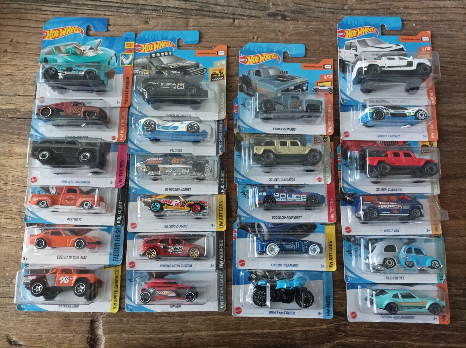 Hot Wheels, Ford , Dodge, Jeep, Datsun, enz 3 euro stuk, Ophalen of Verzenden