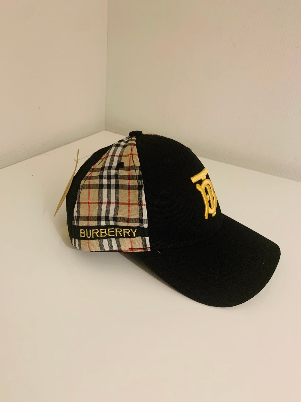 Zwarte Burberry cap, Ophalen, Nieuw, One size fits all, Pet
