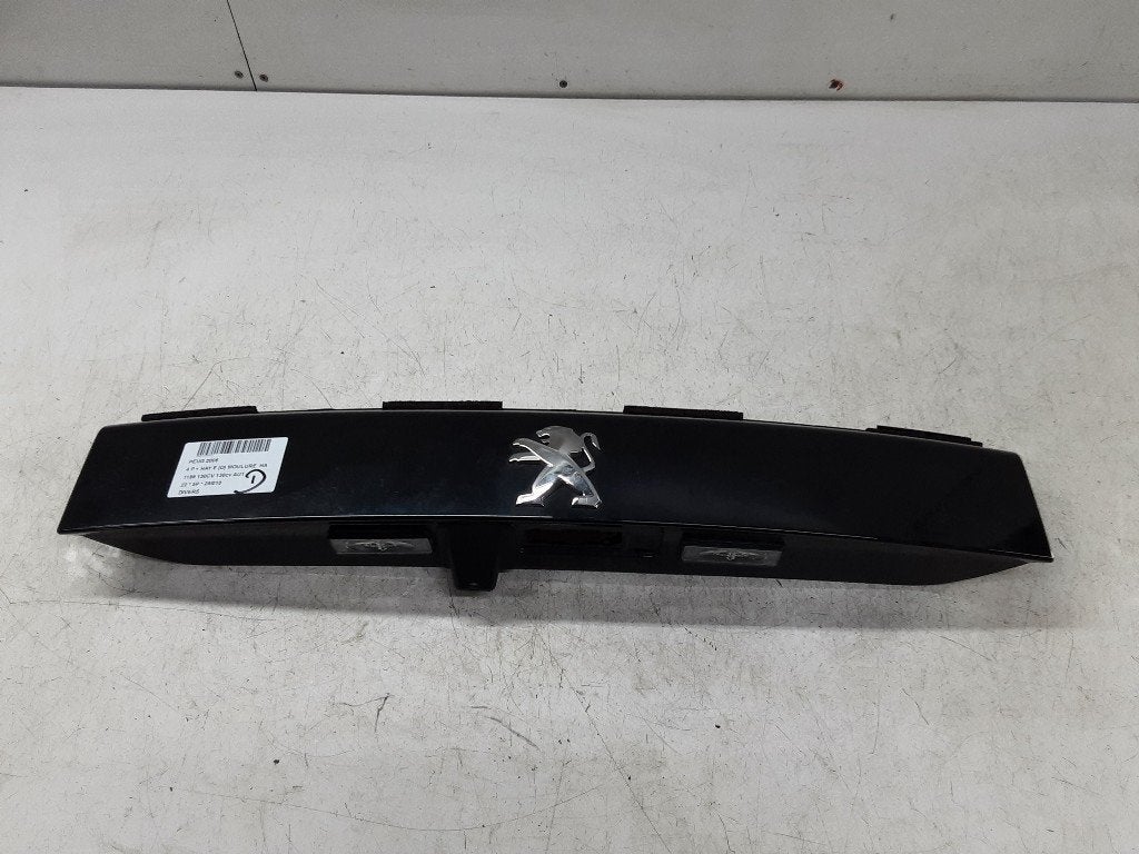 DIVERS DIVERS Peugeot 2008 (UD / UK / UR / US / UX), Autos : Pièces & Accessoires, Mevr. I. Hauben, Utilisé, Rue de l'Espoir 34 34
4030  GRIVEGNÉE, BE