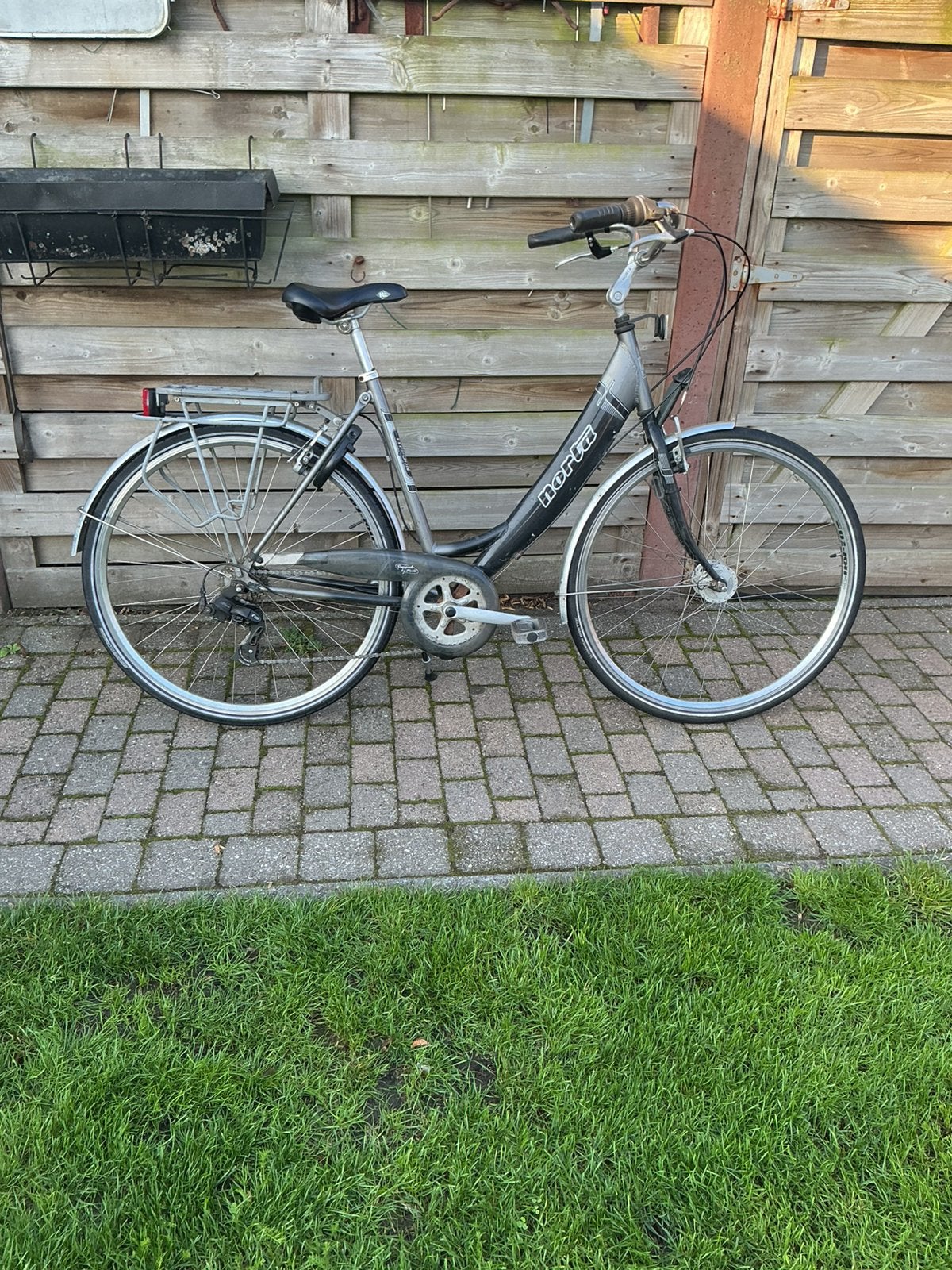 Damesfiets, Fietsen en Brommers, Ophalen, Gebruikt