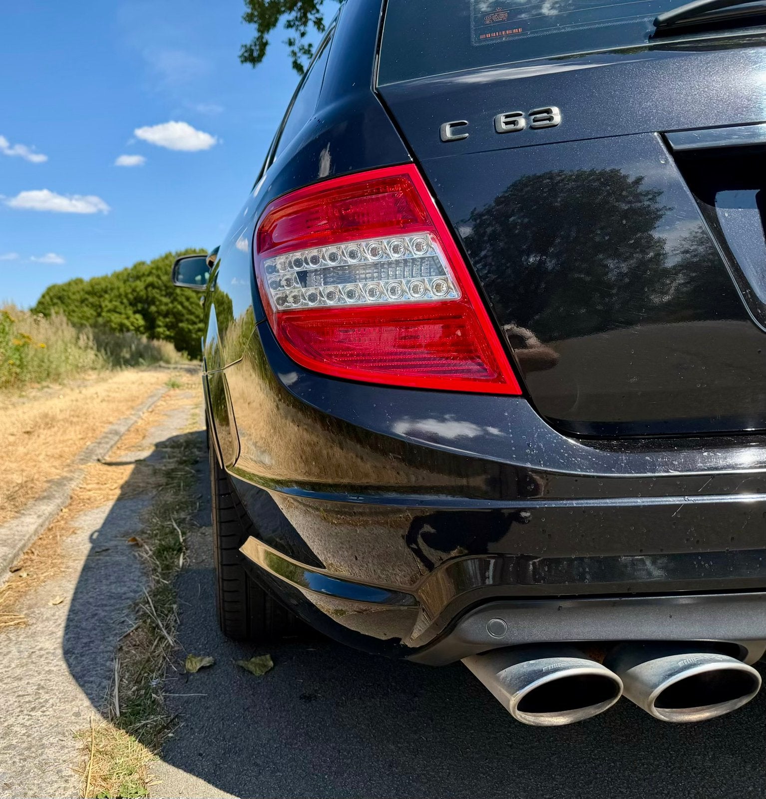 Mercedes Benz C63 AMG, Cuir et Alcantara, Achat, Feux de virage, Noir