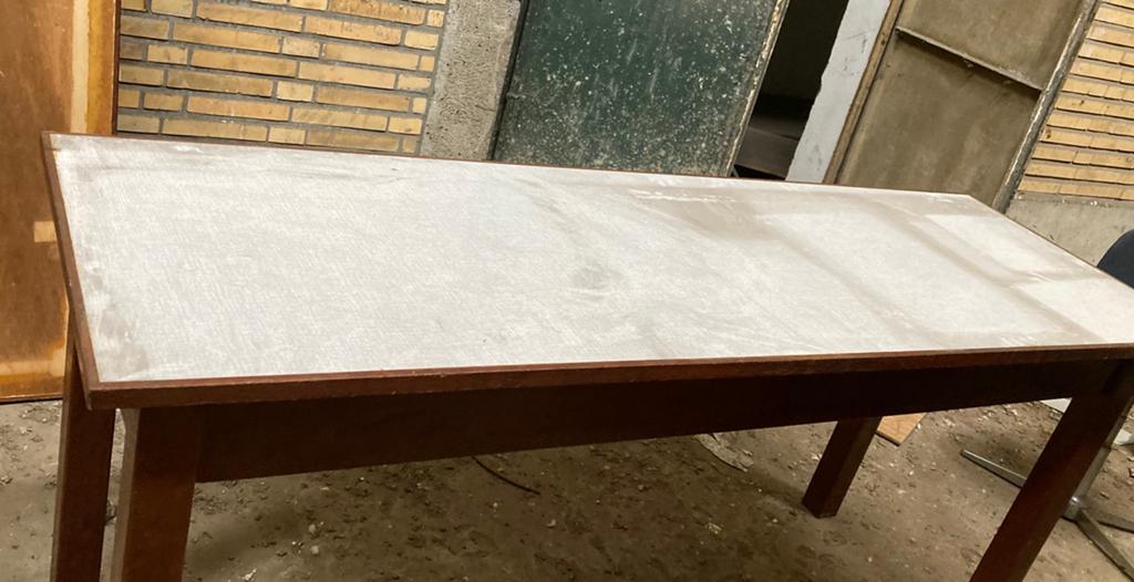 Table formica et bois, Antiquités & Art, Enlèvement