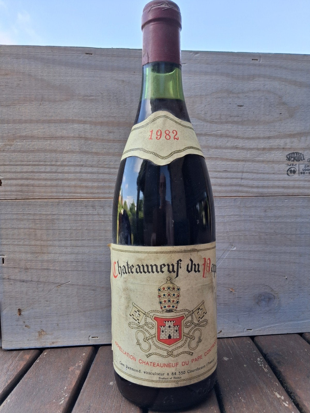 Authentique bouteille de Châteauneuf-du-Pape  1982, Collections, Vins, France, Enlèvement