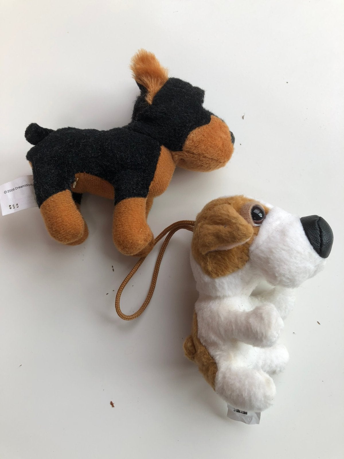 Set van twee kleine pluchen hondjes, Enfants & Bébés, Enlèvement ou Envoi, Comme neuf, Chien