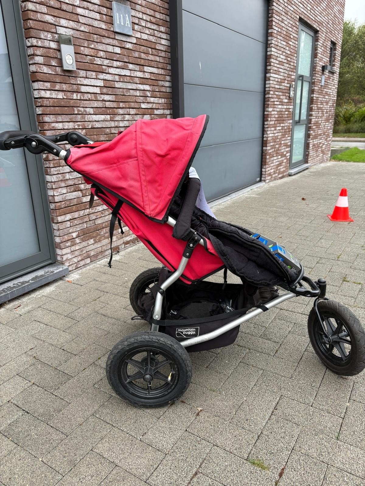 mountain buggy, Enfants & Bébés, Enlèvement, Protection de pluie