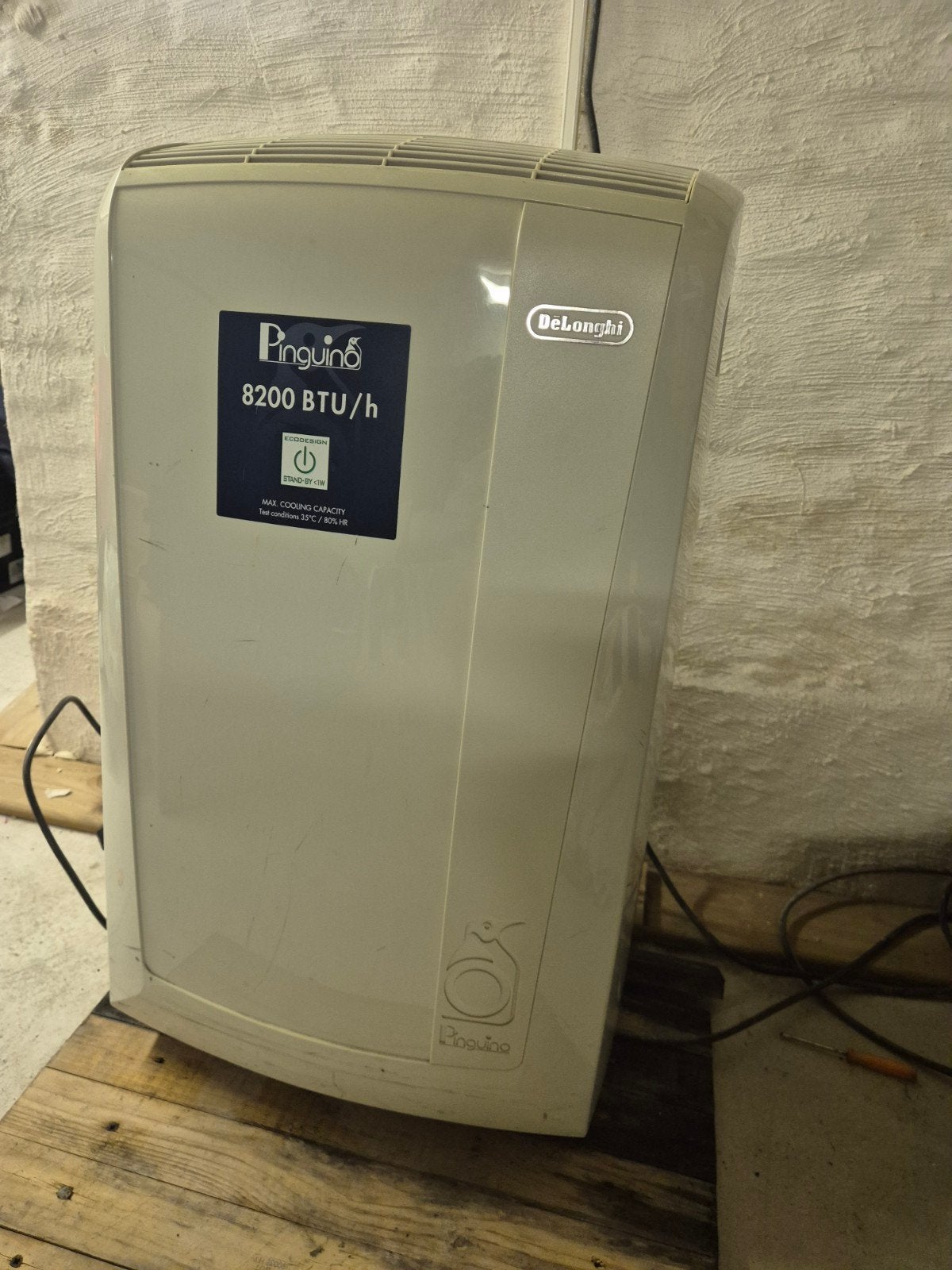 De’Longhi Pinguino mobiele airco – 8200 BTU – Werkt goed, Ophalen, Minder dan 60 m³, Timer, 3 snelheden of meer