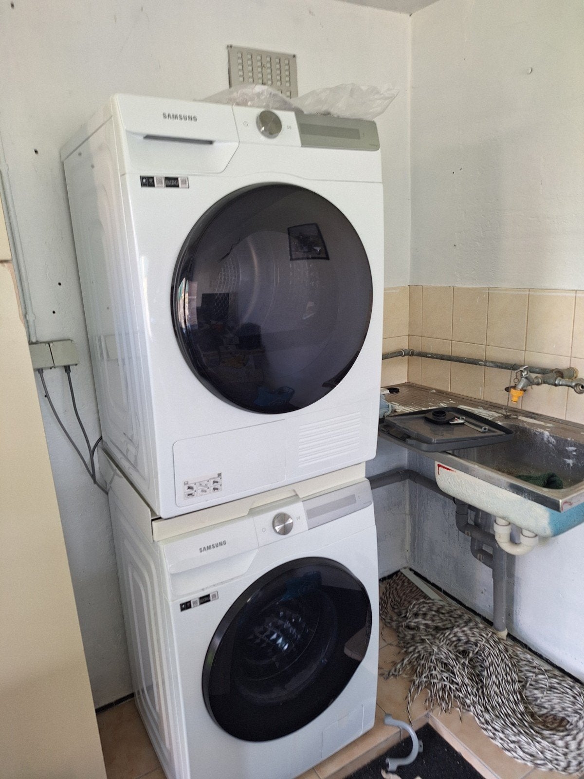 wasmachine en droogkast, Elektronische apparatuur, Was-droogcombinaties, Ophalen