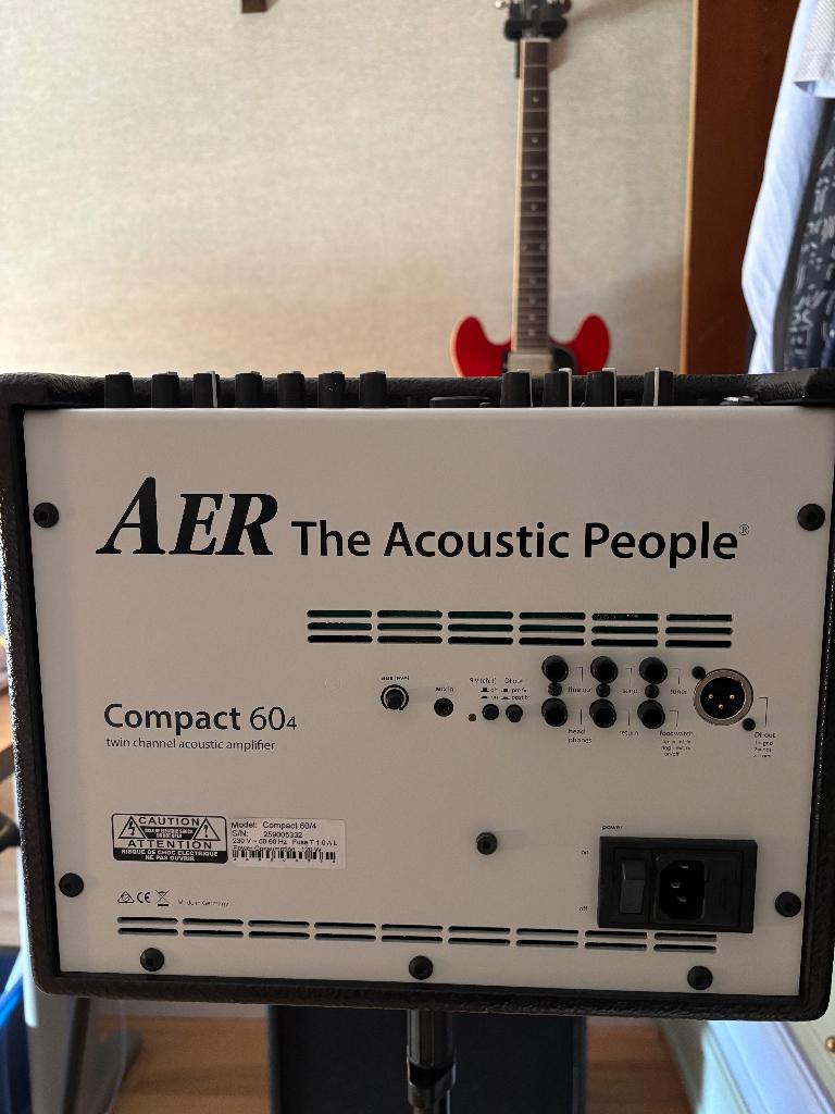 Ampli guitare acoustique AER Compact 60, Enlèvement, Comme neuf, Guitare
