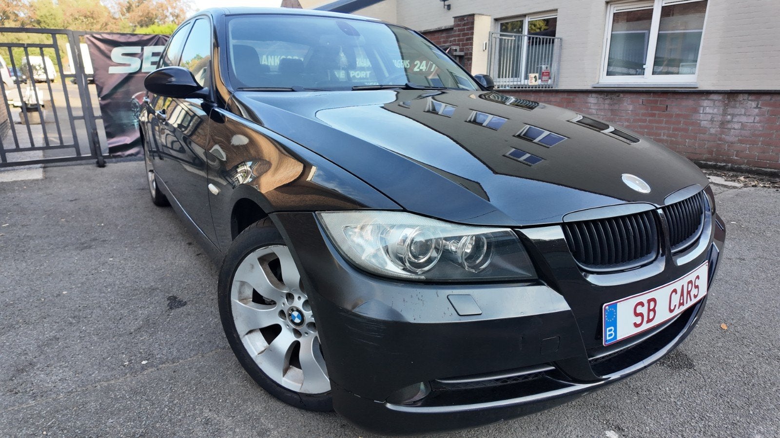 BMW 330i E90 Sedan (2005) – 3.0 L 6-in-lijn (258 PK), Auto's, BMW, Zwart, Leder, 5 deurs, Euro 4
