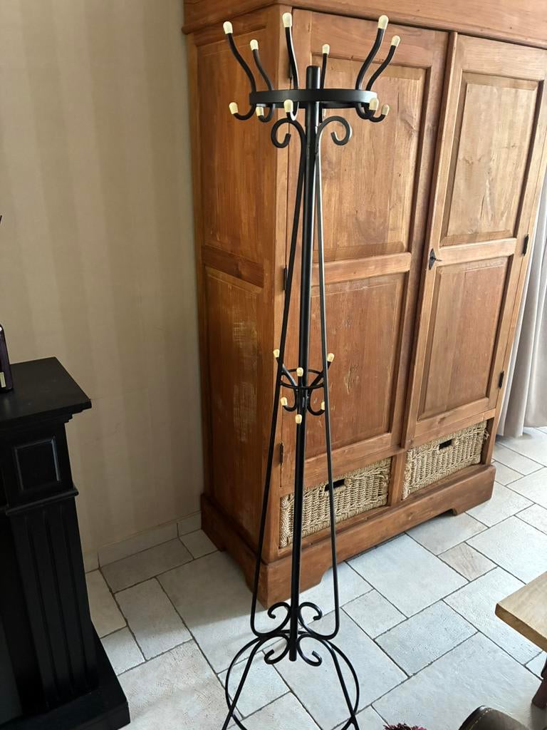 Smeedijzeren zwarte kapstok, Huis en Inrichting, Ophalen, Gebruikt, Staande kapstok, 150 tot 200 cm