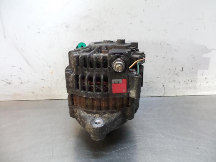 Dynamo van een Nissan Primera (Primera P02-), Auto-onderdelen, Motor en Toebehoren, Nissan, Gebruikt, 3 maanden garantie, Ophalen of Verzenden
