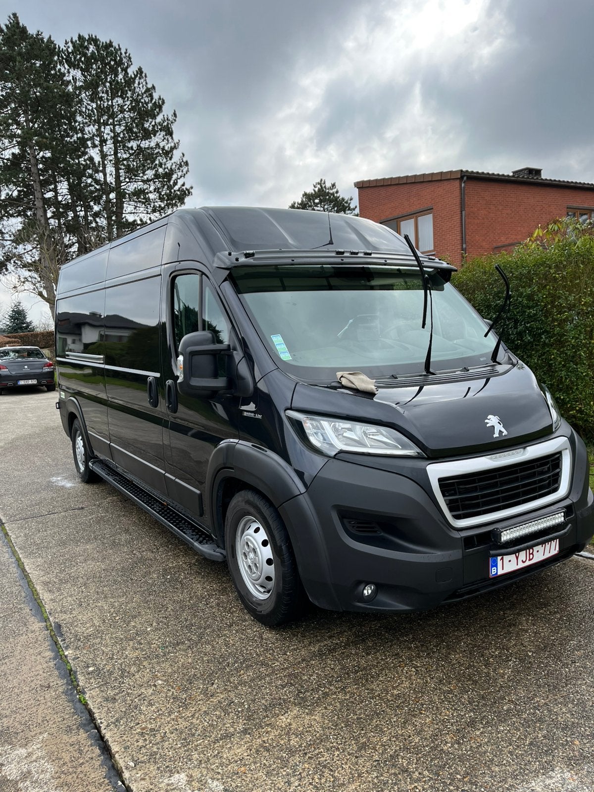 PEUGEOT BOXER.