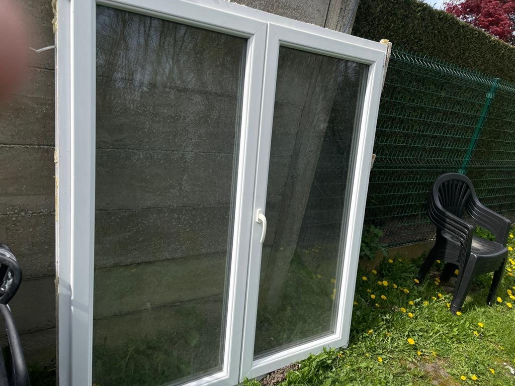 Fenêtre double vitrage blanche, Châssis de fenêtre, Comme neuf, Enlèvement, Vitre comprise