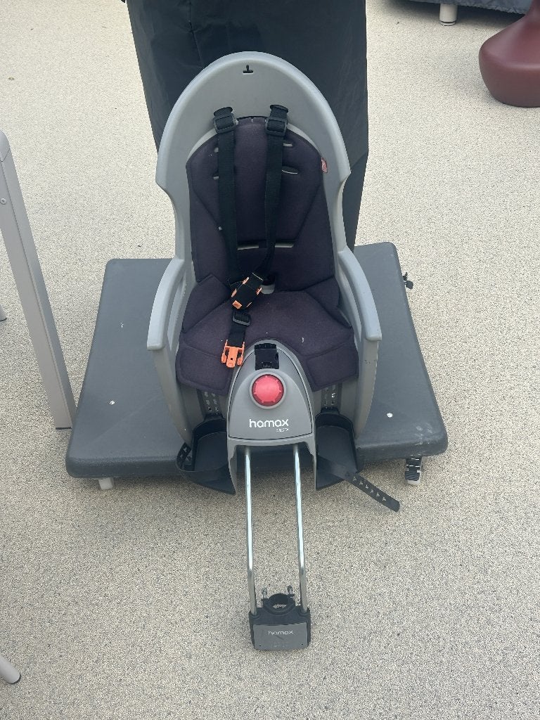 Hamax Siesta Fietsstoeltje, Ophalen, Achterzitje, 9 t/m 18 kg, Zo goed als nieuw